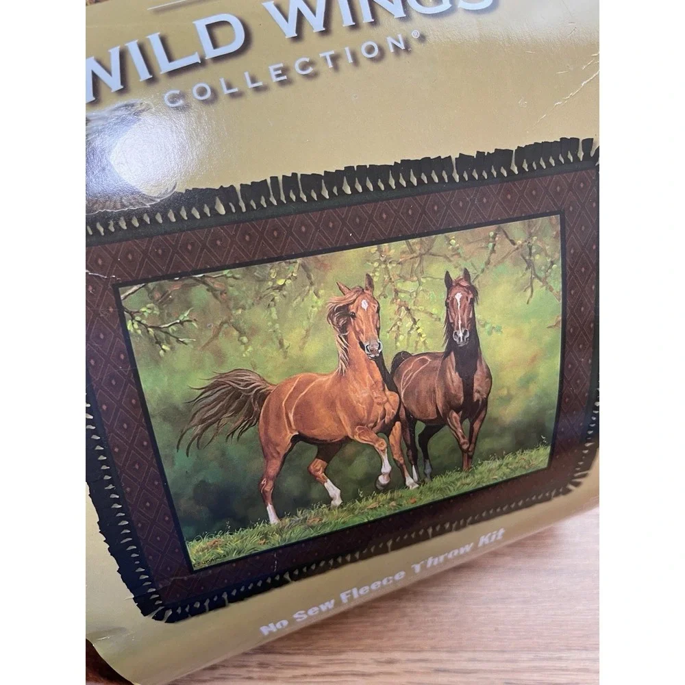 Wild Wings No Sew Fleece Throw Blanket DIY Kit HORSES 48